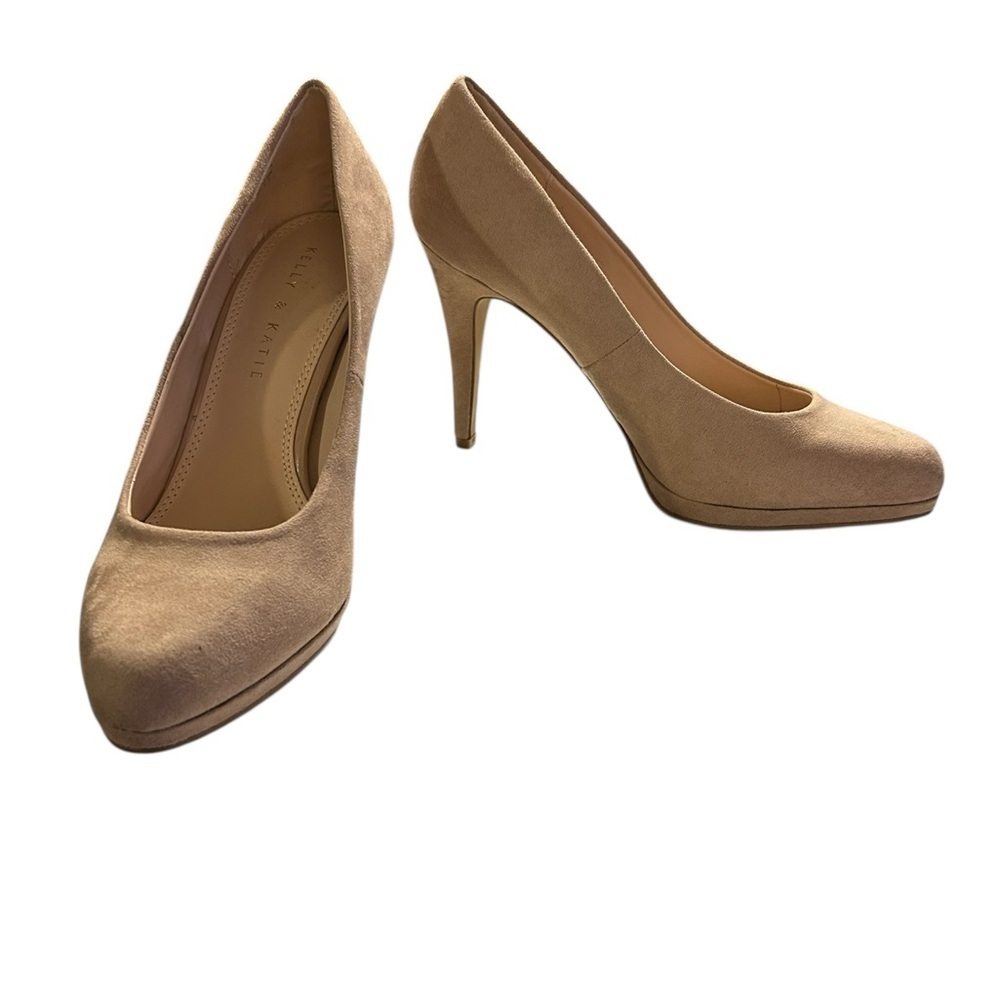 Kelly & Katie  nightingale Beige Suede Round-Toe Pumps | 3.5" Heel | Size 9